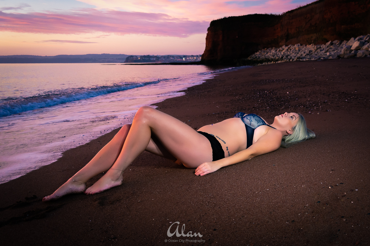 Sunrise Lingerie Shoot In Plymouth With Lucy